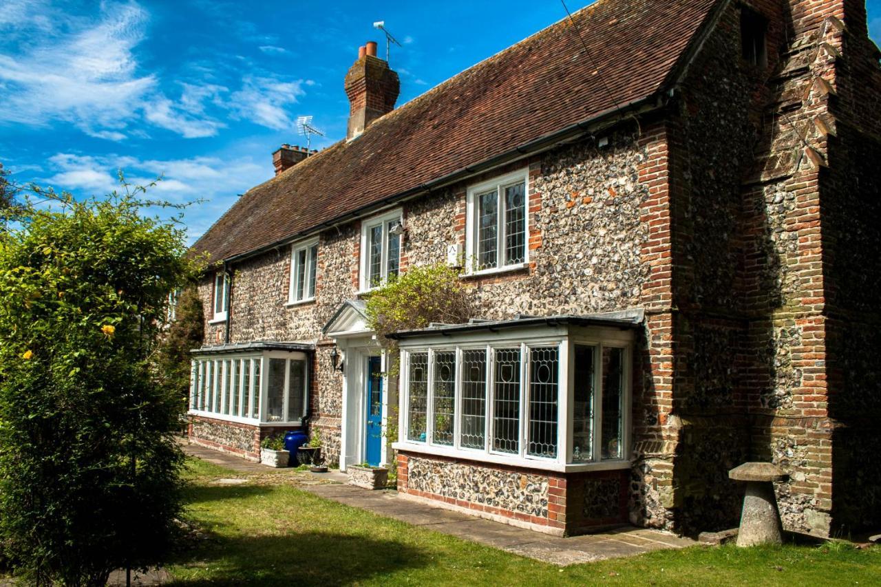 Walnut Tree House Villa Rustington Exterior photo